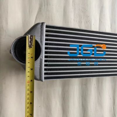 Escavatore Spare Parts 4650354 del sistema di raffreddamento di Intercooler For Engine dell'escavatore ZAX200-3