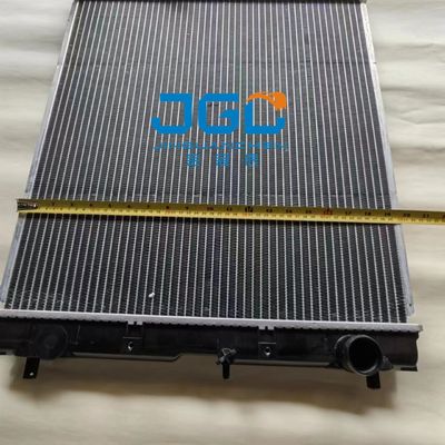 Assemblea 4479181 EX70 del centro del radiatore del carro armato di Spare Parts Radiator dell'escavatore