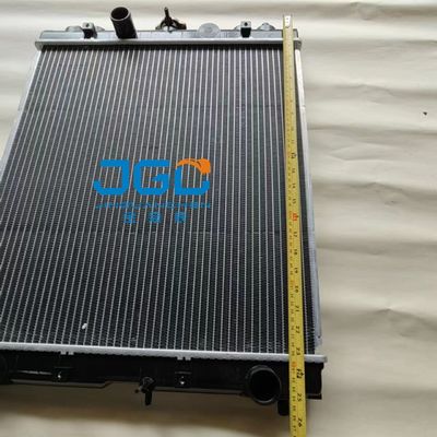 Assemblea 4479181 EX70 del centro del radiatore del carro armato di Spare Parts Radiator dell'escavatore