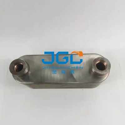Il centro del radiatore dell'olio VOE20450897 20715681 delle componenti del motore dell'escavatore EC240 EC290