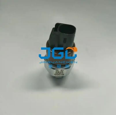 Adatto a sensore VH835301471A di Fitting Oil Pressure dell'escavatore di SK200-8 SK350-8