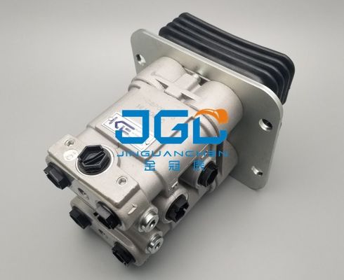Valvola d'aspirazione di Components SY135-8 SY215-8 SY235-8 dell'escavatore 1010302310 PVD8P5021A
