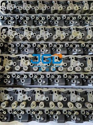 Assemblea della testata di cilindro di Engine Parts 6HK1 6BG1 DB58 dell'escavatore 8-98018-454-4 111110-9060