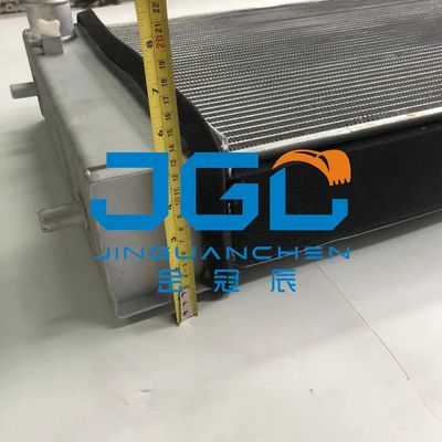 Accessori per escavatori HD820-5 Serbatoio idrico Radiatore Parti di macchine di ingegneria