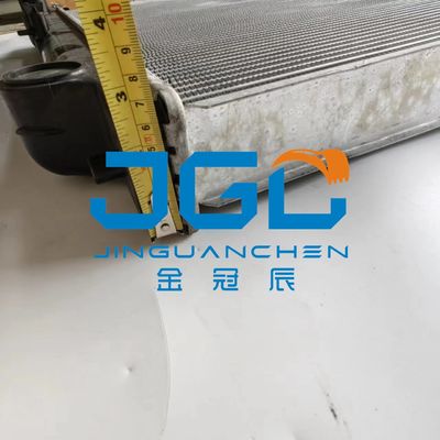 Accessori per escavatori ZAX350-1 Serbatoio d'acqua Radiatore Componenti di macchine di ingegneria