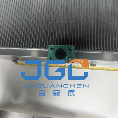 Scavatori R485 R480LC-9S Serbatoio dell'acqua Radiatore 11QB-45020 Parti di macchine di ingegneria