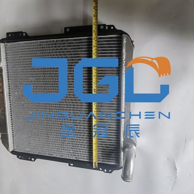 EX60-5 Radiatore a serbatoio d'acqua 366829 4397053 Parti di escavatori Parti meccaniche