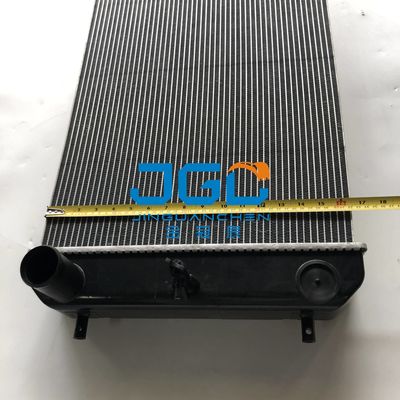 Parti di macchine per la costruzione ZAX200-5B Serbatoio idrico Radiatore 4668378 Parti di escavatori