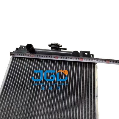 PC40-8 PC50-8 PC35-8 PC30-8 Radiatore per escavatore 20T-03-81111