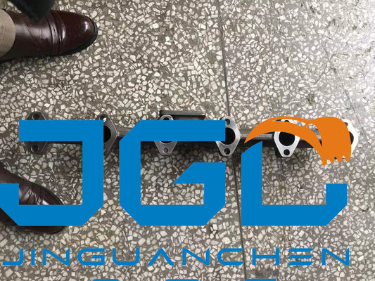 D7d EC240 di alta qualità parti di motore diesel Deutz tubo di scarico 04256168