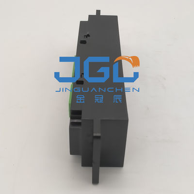 SK-8 SK200-8 Pannello di condizionamento dell'aria dell'escavatore YN20M01468P4 51586-17813