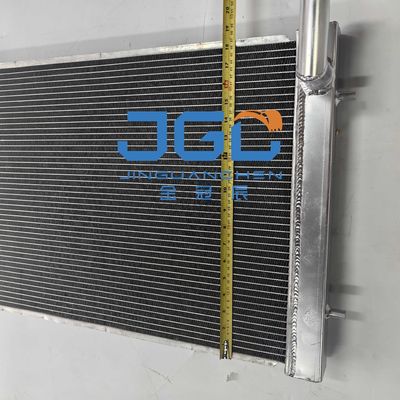 Parti di ricambio per escavatori DX80 DH80-7 Parti di raffreddatori idraulici Serbatoio dell'acqua DH80-7 Radiatore per escavatori 440211-00175