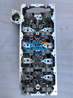 6HK1 6BG1 DB58 Assemblaggio testa cilindro 8-98018-454-4 111110-9060 Per motore