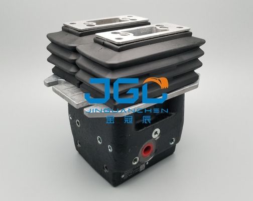 Parti di ricambio della cabina dell'escavatore SK200 SK210 SK230-6E Valvola a piedi Valvola a pedale pilota YN30V00106F2 YN30V00105F2
