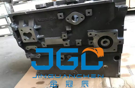 Corpo del cilindro del motore 4D95 Parti dell'escavatore Blocco cilindro 6204-21-1102 Per PC60-5 PC60-7