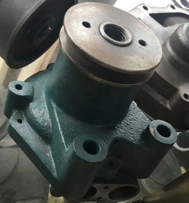 Pompa d'acqua Excavator Diesel Parts A20C A25C L90D VOE11032643 11032643 VOE11127755 11127755 Motore Pompa d'acqua