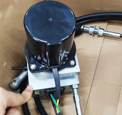 E320 320L Motore di acceleratore per escavatore 1060092 1500092 E320 Motore a passo 150-0092 106-0092,Motore a passo