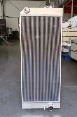 Serbatoio dell'acqua per escavatore E324D E324DFM E324DL E325D E325DFM E325DL E326DL E329D E329DL Radiatore 353-5549 3535549