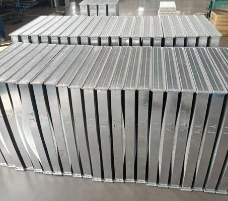 Radiatore per escavatori PC100 Parti di ingegneria Fabbrica Fonte per escavatori