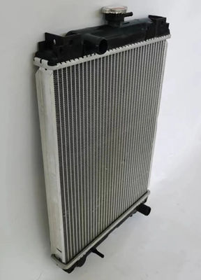 21U-03-31102 PC30-8 PC35 PC35MR-1 PC38UU-3 Radiatore per escavatore