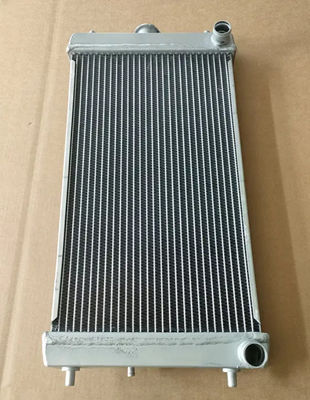 PC20 PC14MR-3 PC27MR-2 PC30MR-2 PC35MR-3 PC16MR-3 Radiatore per escavatore 22L-03-21111