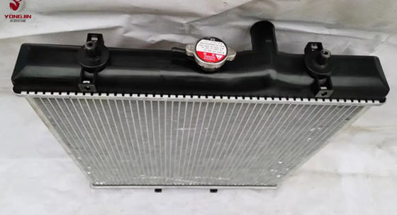 Serbatoio d'acqua di buona qualità KX165 Radiatore per scavatori Factory Direct