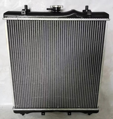 Serbatoio d'acqua di buona qualità KX165 Radiatore per scavatori Factory Direct