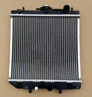 Prodotto in vendita K7561-85210 RTV900 Radiatore per escavatore Materiale in alluminio
