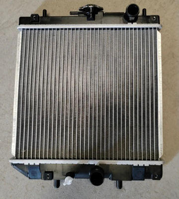 Materiale in alluminio K7561-85210 RTV900 Radiatore per escavatore Qualità di fabbrica