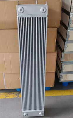 ZAX330-3 ZAX350-3 ZAX360-3 ZAX400-3 Intercooler di carica Air Cooler 4649914 Per escavatori