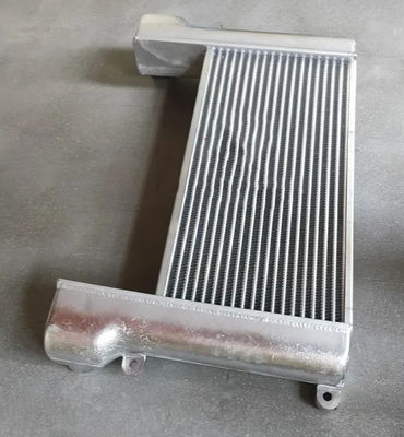 ZAX120-6 ZAX120 ZAX110 ZAX130 ZAX135 Intercooler di carica dell'escavatore