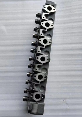 Volvo D6E Testa di cilindro VOE20855301 VOE20941118 Adatta per EC160C EC180C EC210B