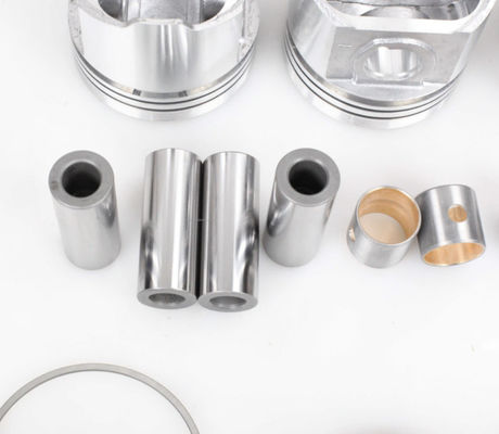 Macchine per la costruzione scavatori Kit di rivestimento per motori a pistoni 1G924-2111 V2403 V2403Di Ring Parti di motori diesel