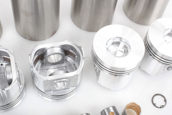 Macchine per la costruzione scavatori Kit di rivestimento per motori a pistoni 1G924-2111 V2403 V2403Di Ring Parti di motori diesel