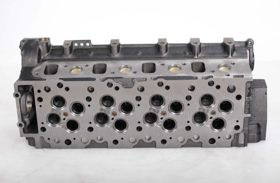 Nuovo assemblaggio della testa del cilindro Isuzu 4HK1 Motore diesel Ricambi Macchine per la costruzione