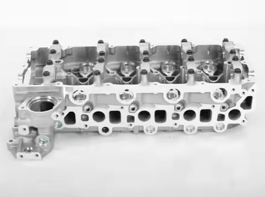 Nuovo 4JJ1 Assemblaggio della testa del cilindro con valvole ISUZU Excavator Construction Machine Parts