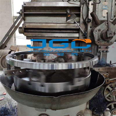 L'escavatore Slewing Bearing Support di KOMATSU PC200 gira la grande ruota