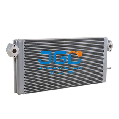 Dispositivo di raffreddamento di Radiator Engine Oil dell'escavatore DX225 per l'escavatore del cingolo